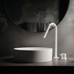 Waterevolution Flow 2-huls håndvaskarmatur hvid med høj V 120mm tud T1122VBR