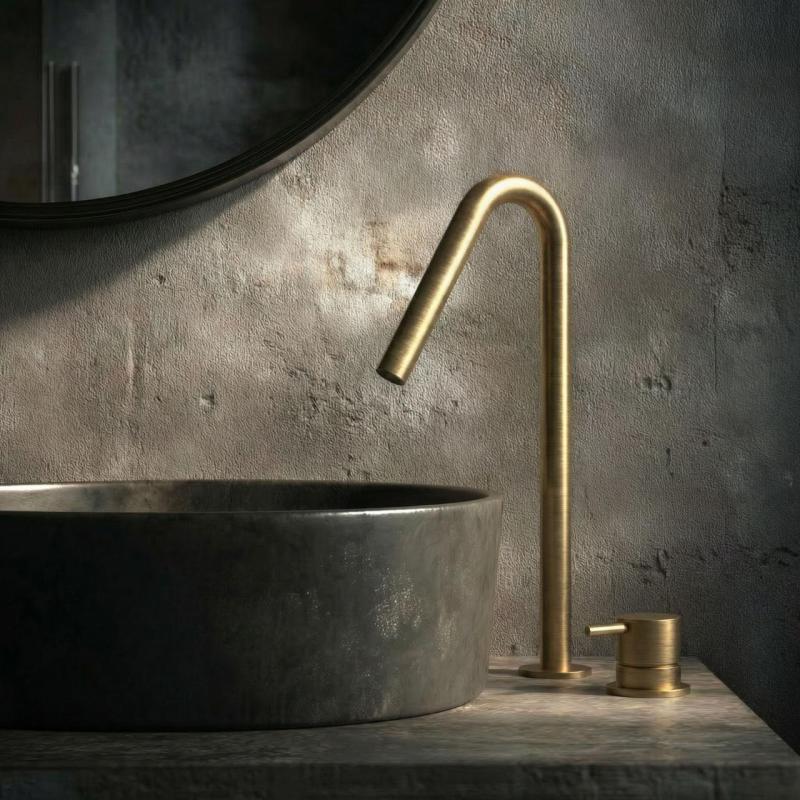 Waterevolution Flow 2-huls håndvaskarmatur børstet messing med høj V 120mm tud T1122VLE