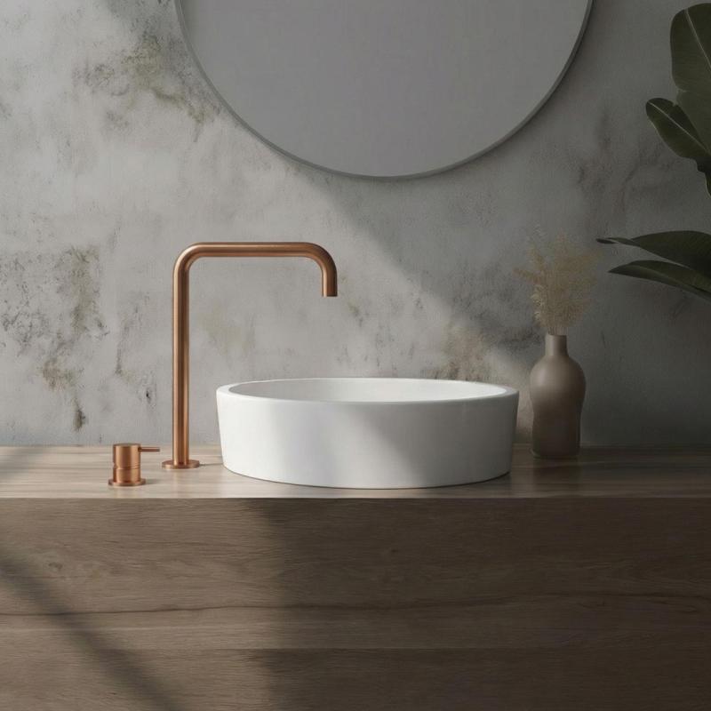 Waterevolution Flow 2-huls håndvaskbatteri høj tud 222 PVD Børstet Kobber T122HCPE