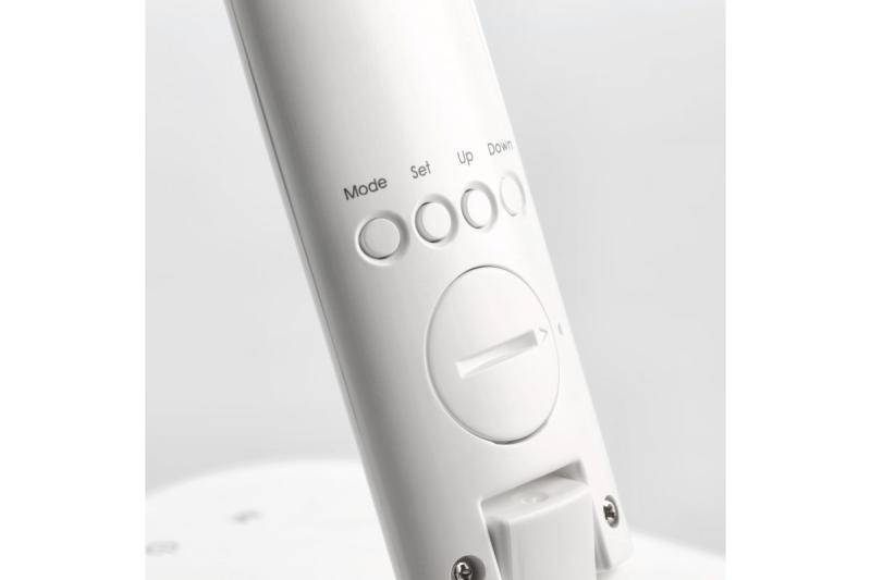 Skrivebordslampe LINEAR 7W 420lm AC220-240V 3-CCT 5-trins dæmpning PF>0.5 RA>80 hvid. 1208962500