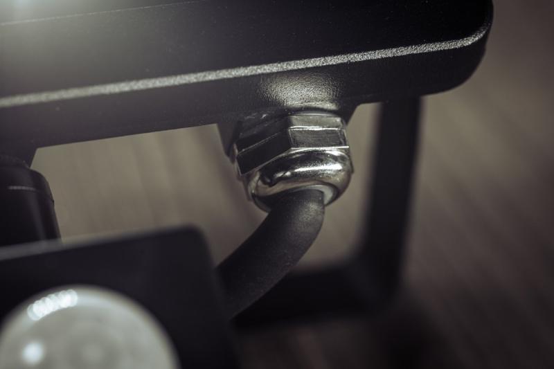 LED-projektør iNEXT med bevægelsessensor 30 W 2400 lm, PF>0,9, RA>80, IP65, 120°, 6400 K, sort krop 1208962860