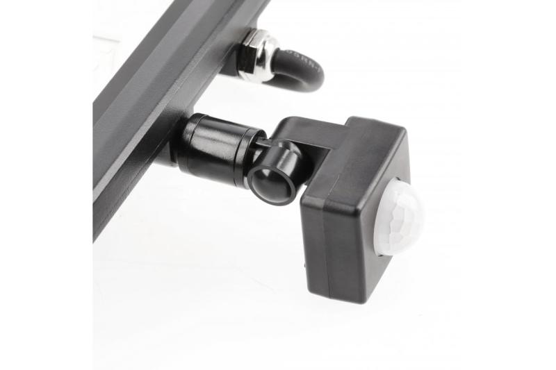 LED projektør iNEXT med bevægelsessensor 50W 4000lm, PF>0,9, RA>80, IP65, 120°, 6400K, sort krop 1208962862