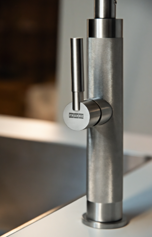 Franke Mythos Masterpiece Køkkenhane med J-udløb, udtrækkelig sprøjtehoved, fuldt rustfrit stål 115.0711.554