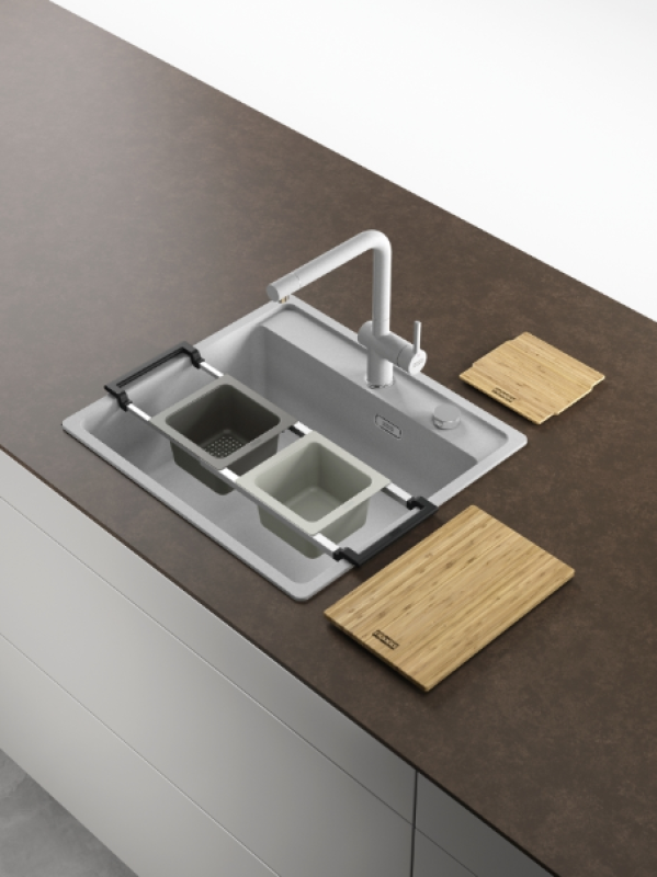 Franke Universal Tilbehør All-In Set 2 - Skærebræt, Plastindsats, Plastbakke og Teleskopbro 112.0655.482