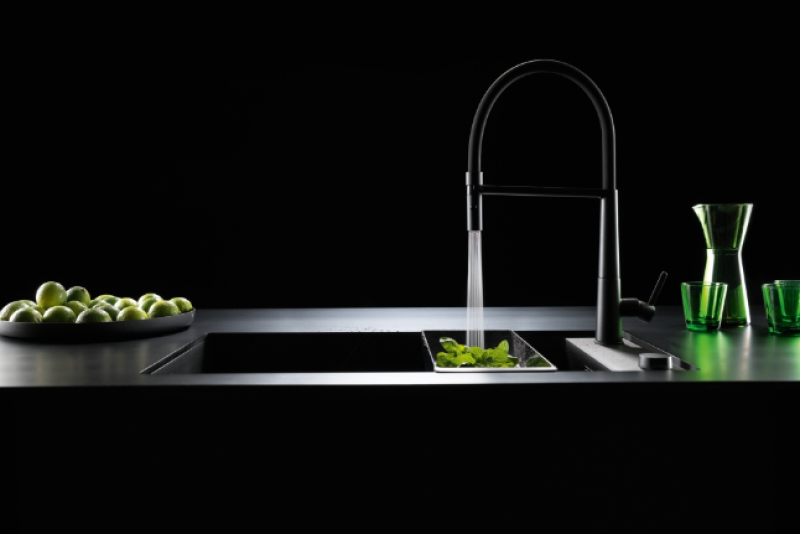 Franke Icon Etgrebs Køkkenarmatur med Fleksibel Håndbruser, Sort 115.0690.598