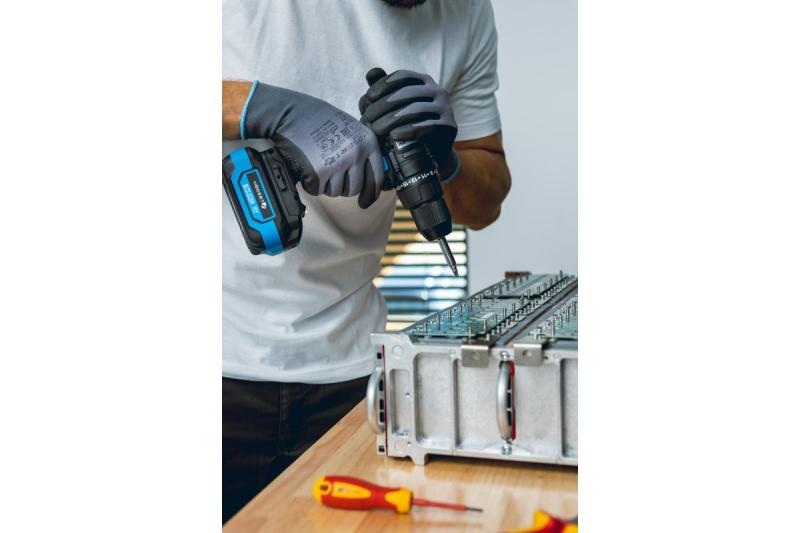 HÖGERT akku boremaskine 18V, sæt med batteri, oplader, bitholder, boremagasin