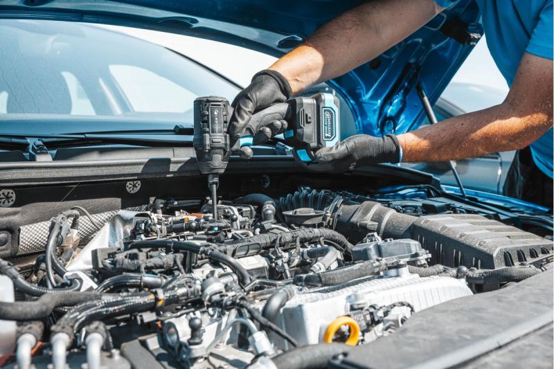 HÖGERT akku-slagnøglesæt 200 Nm 18V med børsteløs motor