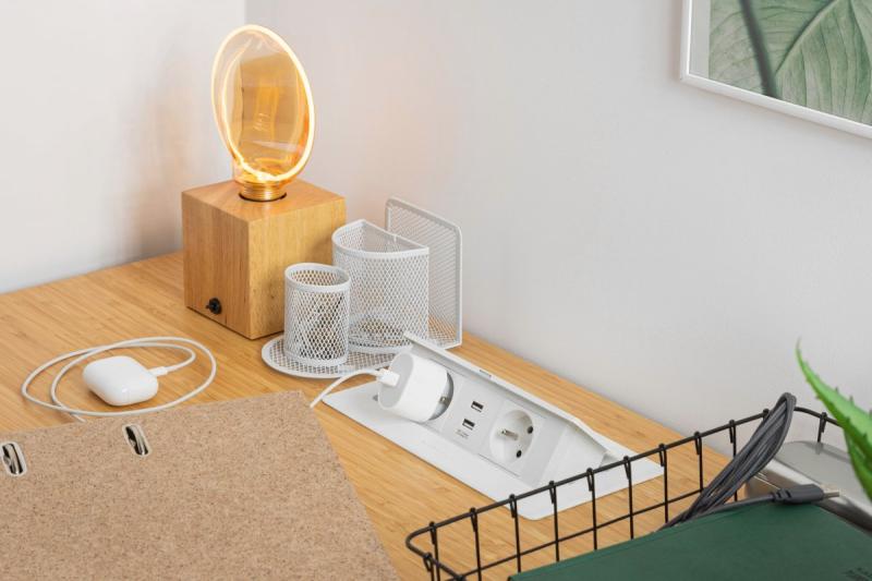 Blød udtrækkelig stikkontaktmodul.