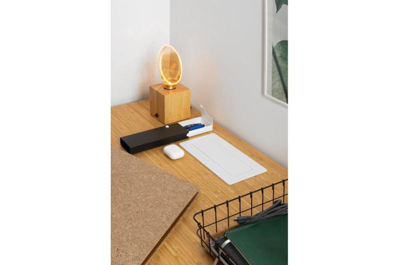 Blød udtrækkelig stikkontaktmodul.