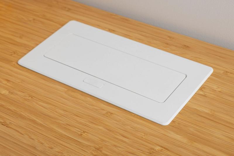 Blød udtrækkelig stikkontaktmodul.