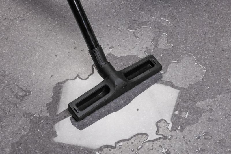 Våd- og tør universalstøvsuger 20 l