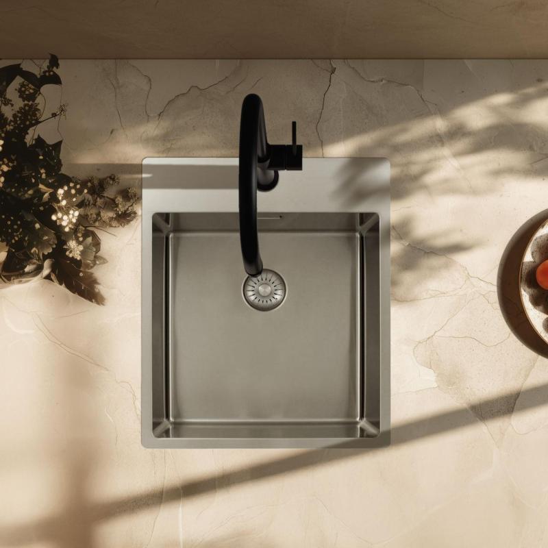 Pure.Sink Exclusivo RVS vask 44x52 cm Tapwing med hanehulbænk 10mm radius PEX4040T-02