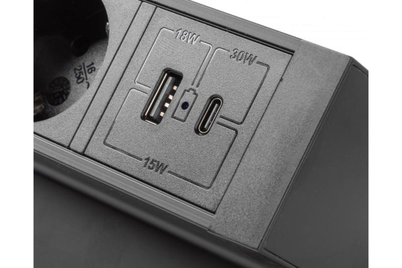 Møbelstik BASCO, 3xSCHUKO, USB A+C, kabel 1,5 m, sort