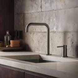 Pure.Sink Luxion 2-huls køkkenarmatur i gun metal med U-udløb PLX2HU-61