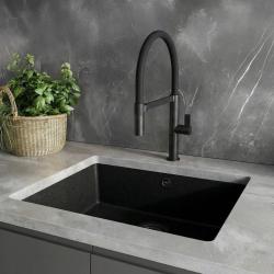 Ausmann Alira Sort køkkenarmatur med fleksibel udløb 1208972565