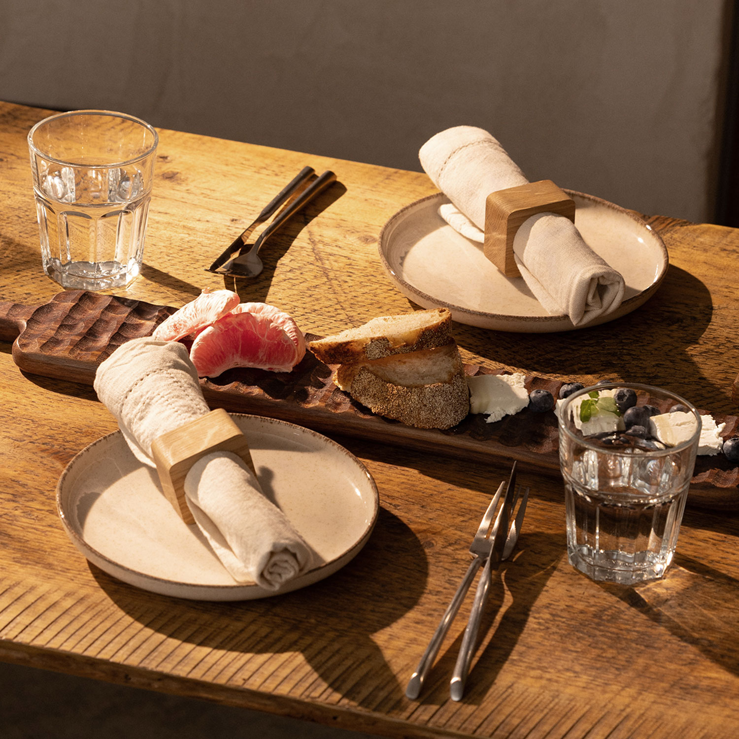 Fra forberedelse til fest: 8 køkkenredskaber, der faktisk strømliner madlavningen i ferien